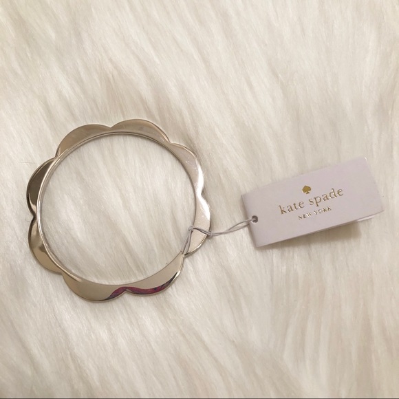 kate spade Jewelry - NWT kate spade Scallop Bangle Bracelet